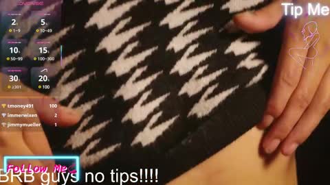 Snapshot of juliana_js_ chatting on 02/20/25, 12:52 juliana_js_ online show from 02/20/25, 12:52