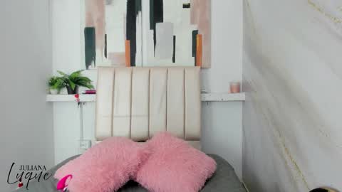 Juli  online show from 11/27/25, 12:07