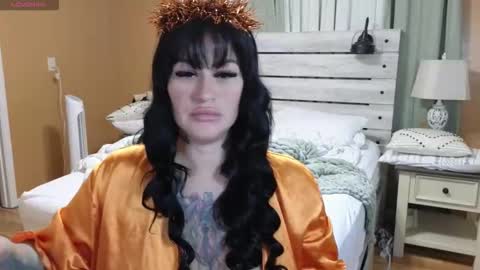 Texas Mamasita online show from 10/16/25, 01:56