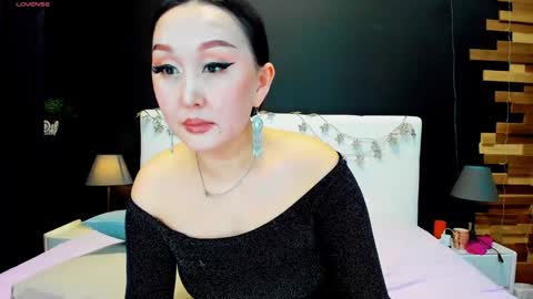 Julianna online show from 02/04/25, 11:27