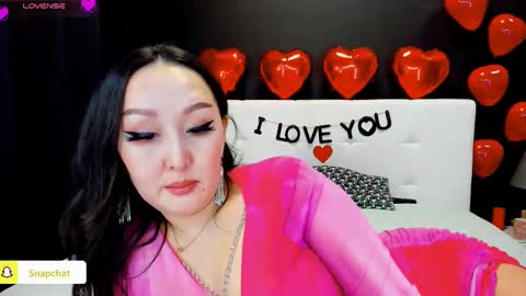 Julianna online show from 02/22/25, 11:02