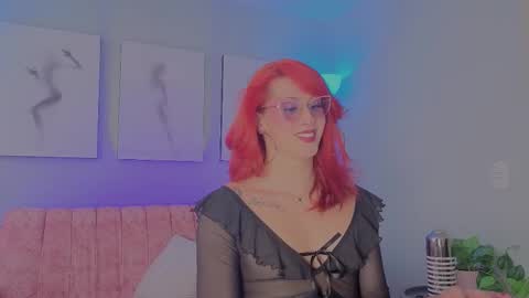 Juliana online show from 11/11/25, 04:29