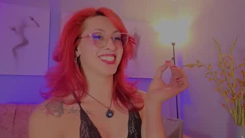 Juliana online show from 12/02/25, 12:05