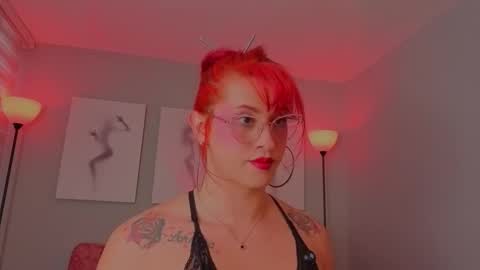 Snapshot of julianna_saenz chatting on 03/23/26, 04:44 Juliana online show from 03/23/26, 04:44