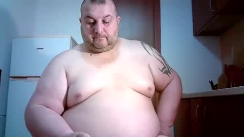 Snapshot of julianoparno chatting on 05/29/26, 01:03 Juliano online show from 05/29/26, 01:03