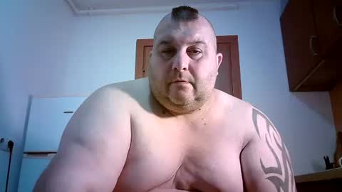 Snapshot of julianoparno chatting on 06/05/26, 03:02 Juliano online show from 06/05/26, 03:02