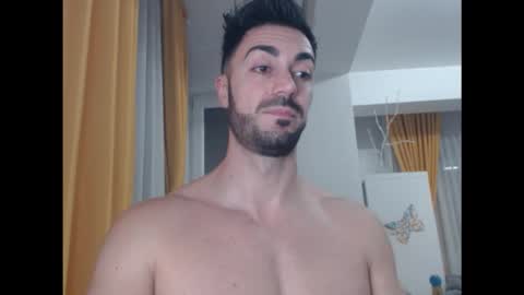 Snapshot of julianroyce chatting on 11/13/25, 11:14 JulianRoyce online show from 11/13/25, 11:14