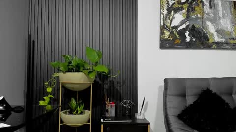 Julian online show from 02/12/25, 02:14