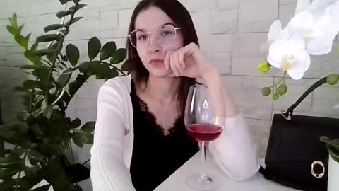 Snapshot of juliaorgasm chatting on 03/09/26, 03:38 Julia online show from 03/09/26, 03:38