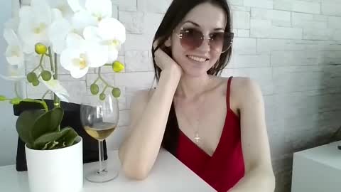 Julia online show from 05/03/26, 04:57