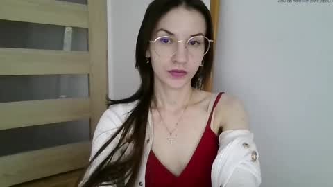 Julia online show from 05/09/26, 02:22