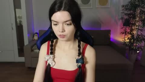 Julia online show from 05/02/26, 04:01