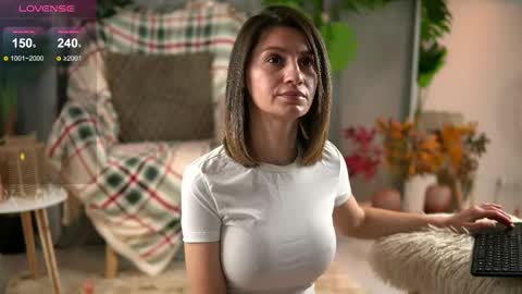 Snapshot of juliarichard chatting on 01/15/26, 11:15 Julie online show from 01/15/26, 11:15