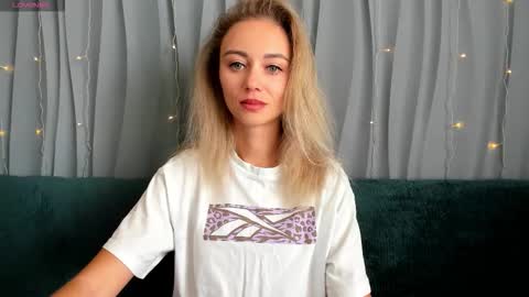 Yulya online show from 09/18/25, 03:41