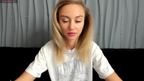 Yulya online show from 10/14/25, 02:23