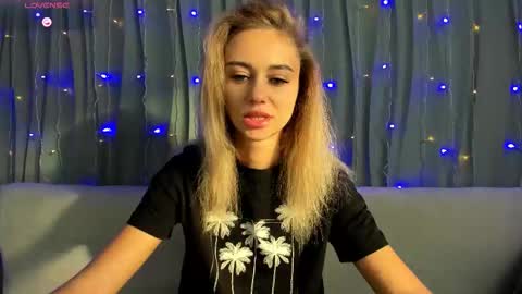 Yulya online show from 10/29/25, 03:09