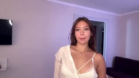 Snapshot of julicy chatting on 08/08/26, 05:42 Julia online show from 08/08/26, 05:42