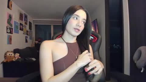 Jeimy Help me to reach 100 thumbs up online show from 11/08/25, 12:33