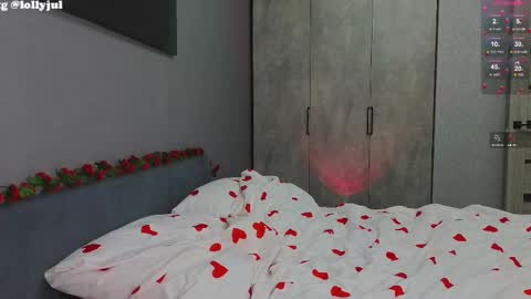 Snapshot of julidropp chatting on 02/23/25, 11:58 julidropp online show from 02/23/25, 11:58
