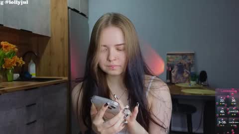 Snapshot of julidropp chatting on 03/12/25, 08:20 julidropp online show from 03/12/25, 08:20