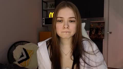 julidropp online show from 11/27/25, 06:32