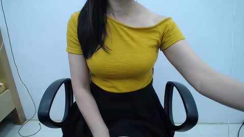 julie9x online show from 05/03/26, 09:10
