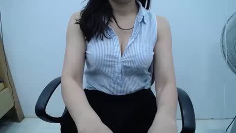 Snapshot of julie9x chatting on 05/26/26, 06:26 julie9x online show from 05/26/26, 06:26