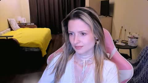 Snapshot of julie_flores chatting on 03/14/26, 03:39 Julie online show from 03/14/26, 03:39