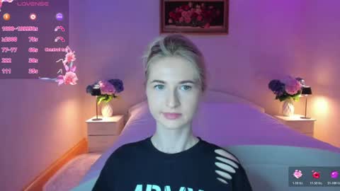 Snapshot of julieblazex chatting on 06/16/26, 08:33 julieblazex online show from 06/16/26, 08:33