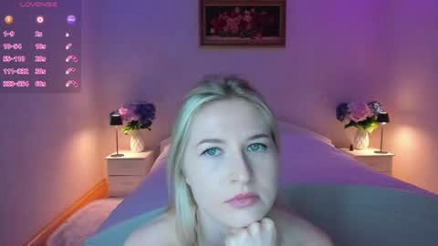 Snapshot of julieblazex chatting on 07/12/26, 08:11 julieblazex online show from 07/12/26, 08:11