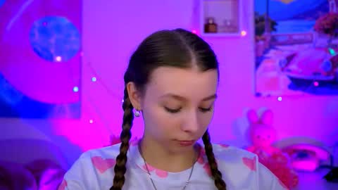 juliedaniel online show from 10/26/25, 04:29