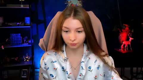 juliedaniel online show from 06/25/26, 04:34