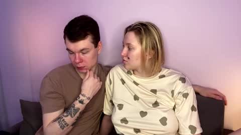 Snapshot of julielourens chatting on 02/13/26, 07:48 Julie and Thomas online show from 02/13/26, 07:48