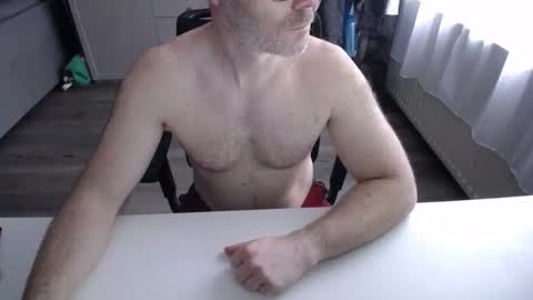 julienneedyou online show from 12/14/25, 11:37