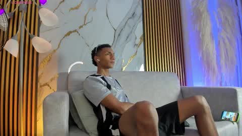 Julien online show from 02/25/26, 11:31