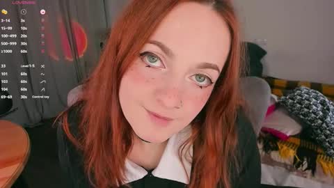 Snapshot of juliet_schoolgirl chatting on 01/12/26, 10:37 Juliet online show from 01/12/26, 10:37