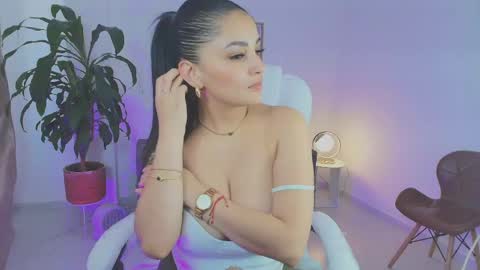 Snapshot of julieta92_ chatting on 04/24/26, 09:39 Julieta92 online show from 04/24/26, 09:39