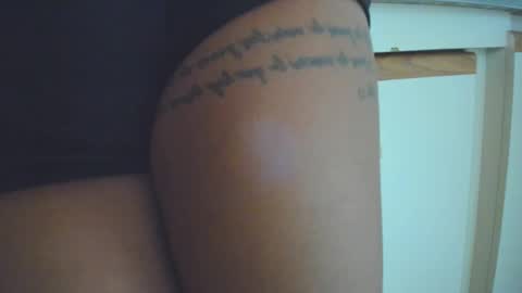 Juli online show from 12/18/25, 08:37