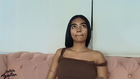 Snapshot of julieta_aguilar chatting on 12/22/25, 07:11 Juli online show from 12/22/25, 07:11