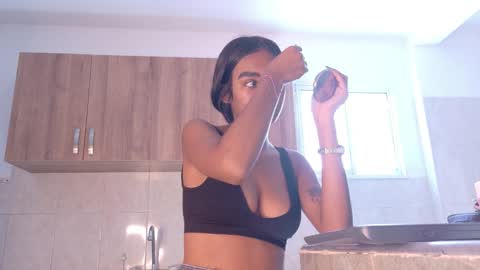 Snapshot of julieta_aguilar chatting on 03/05/26, 07:32 Juli online show from 03/05/26, 07:32