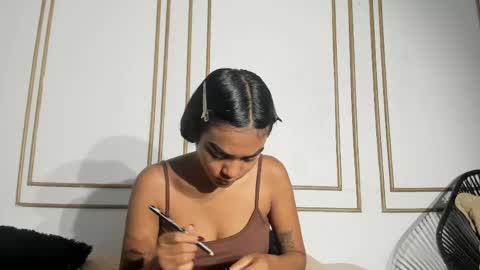 Snapshot of julieta_aguilar chatting on 04/30/26, 07:42 Juli online show from 04/30/26, 07:42