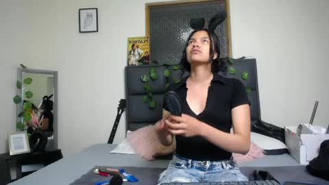 Julieta online show from 04/04/26, 11:57