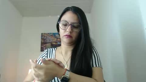 Snapshot of julieta_r0ssi chatting on 01/18/26, 02:21 Julieta r0ssi online show from 01/18/26, 02:21