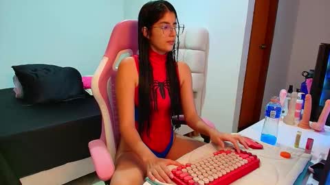julieta_rose19 online show from 12/02/25, 11:59
