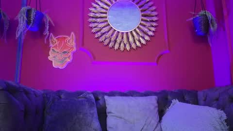  Julieta  online show from 11/29/25, 11:57