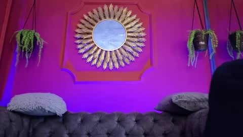 Snapshot of julieta_russell chatting on 04/07/26, 11:54 Julieta online show from 04/07/26, 11:54