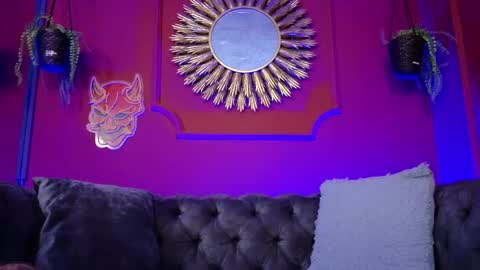 Snapshot of julieta_russell chatting on 05/08/26, 11:37 Julieta online show from 05/08/26, 11:37