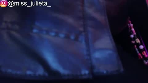 Snapshot of julieta_russell chatting on 05/30/26, 11:18 Julieta online show from 05/30/26, 11:18