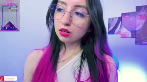 Snapshot of julieta_shelby chatting on 03/08/25, 01:17 Julieta Independent model online show from 03/08/25, 01:17