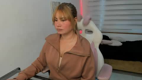 julieta_star69 online show from 06/15/26, 06:43